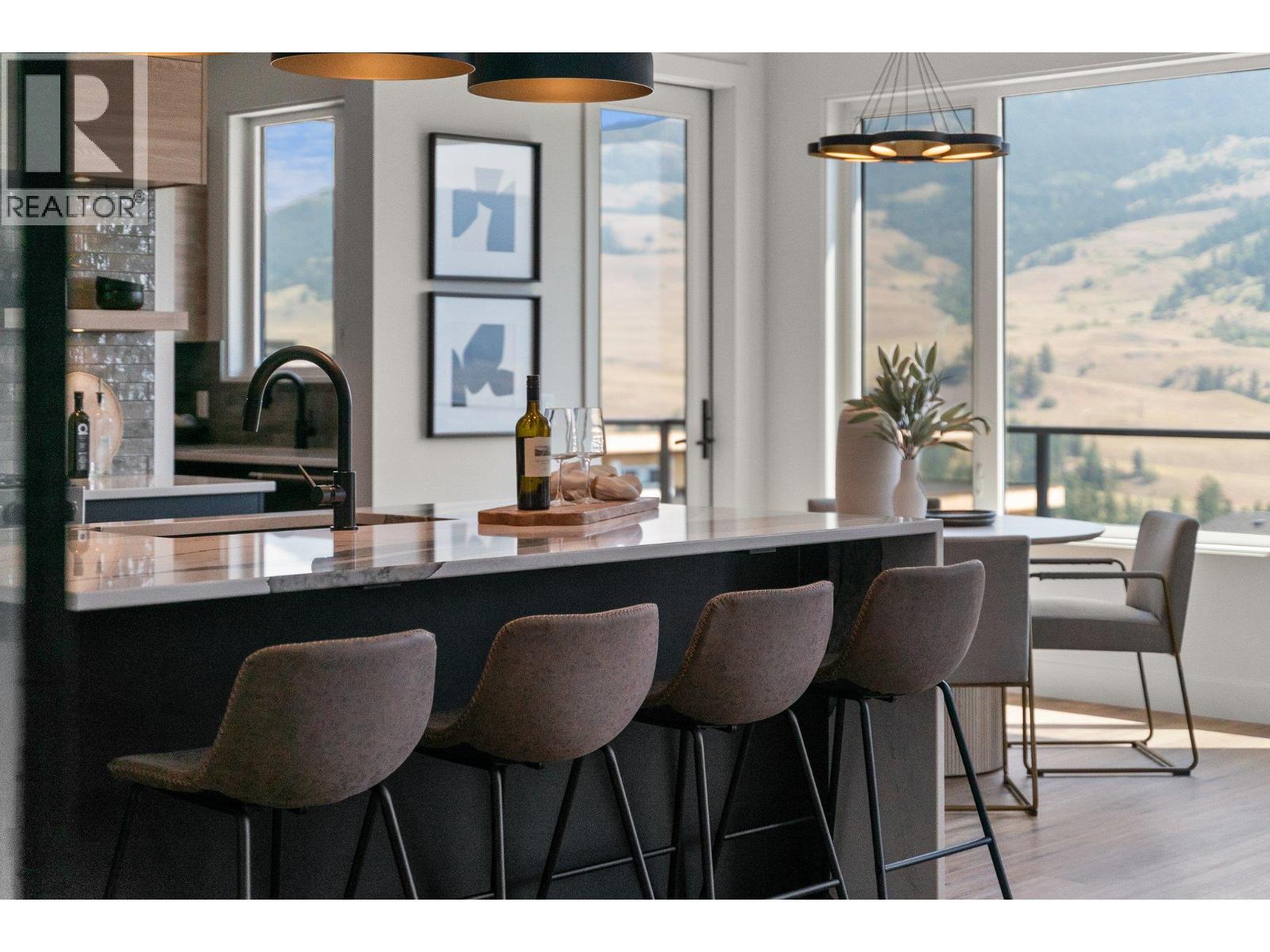  901 Melrose Street, Kelowna