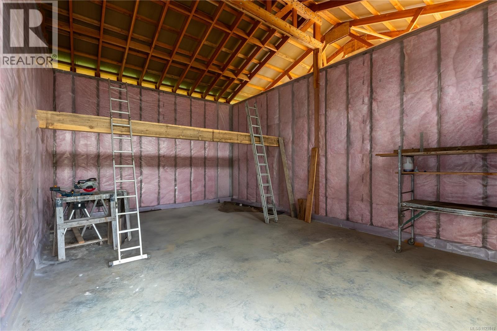 6499 FITZGERALD RD - 14