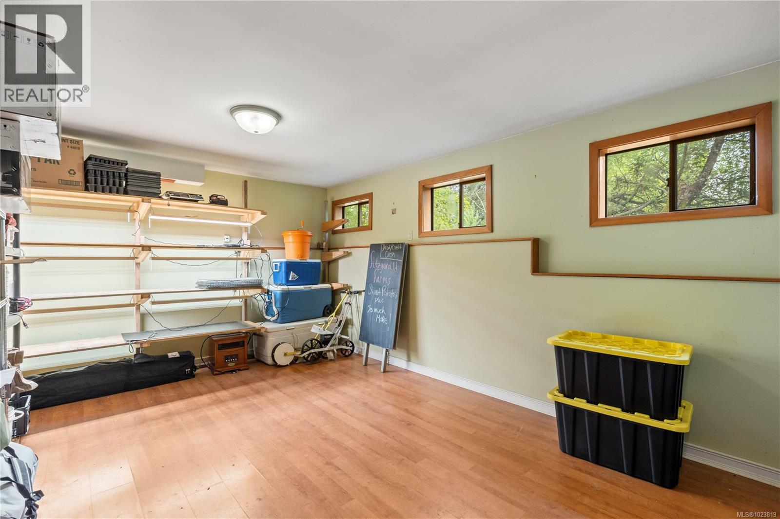 6499 Fitzgerald Rd - 64