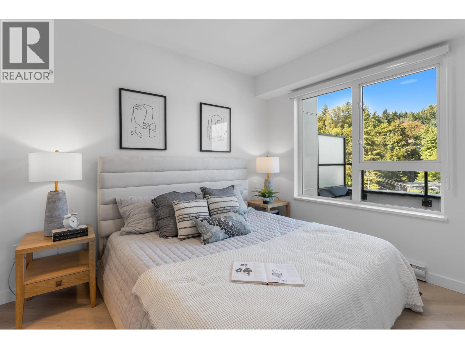 604 2002 ST. GEORGE STREET, Port Moody