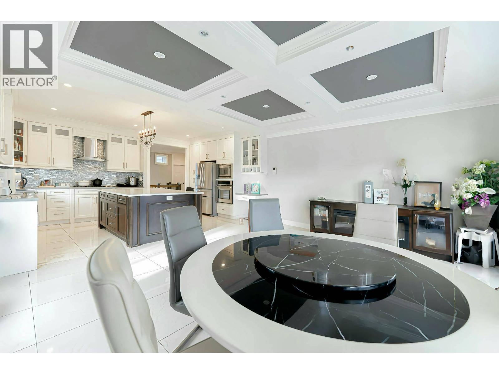 520 EWEN AVENUE, New Westminster