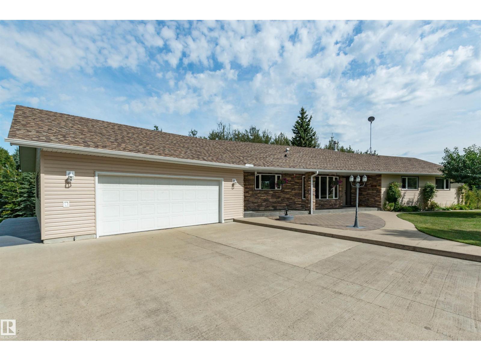 21440 TWP ROAD 534, Rural Strathcona County