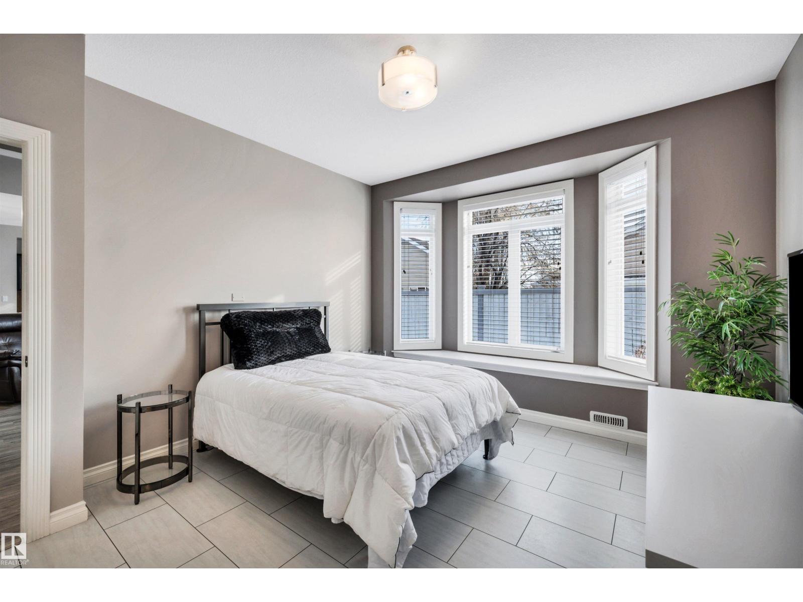 #22 61 LAFLEUR DR, St. Albert