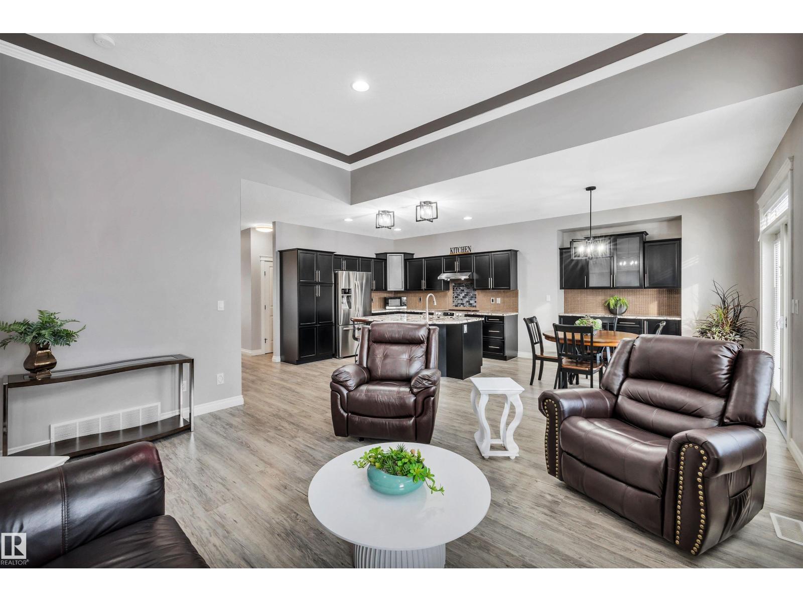 #22 61 LAFLEUR DR, St. Albert