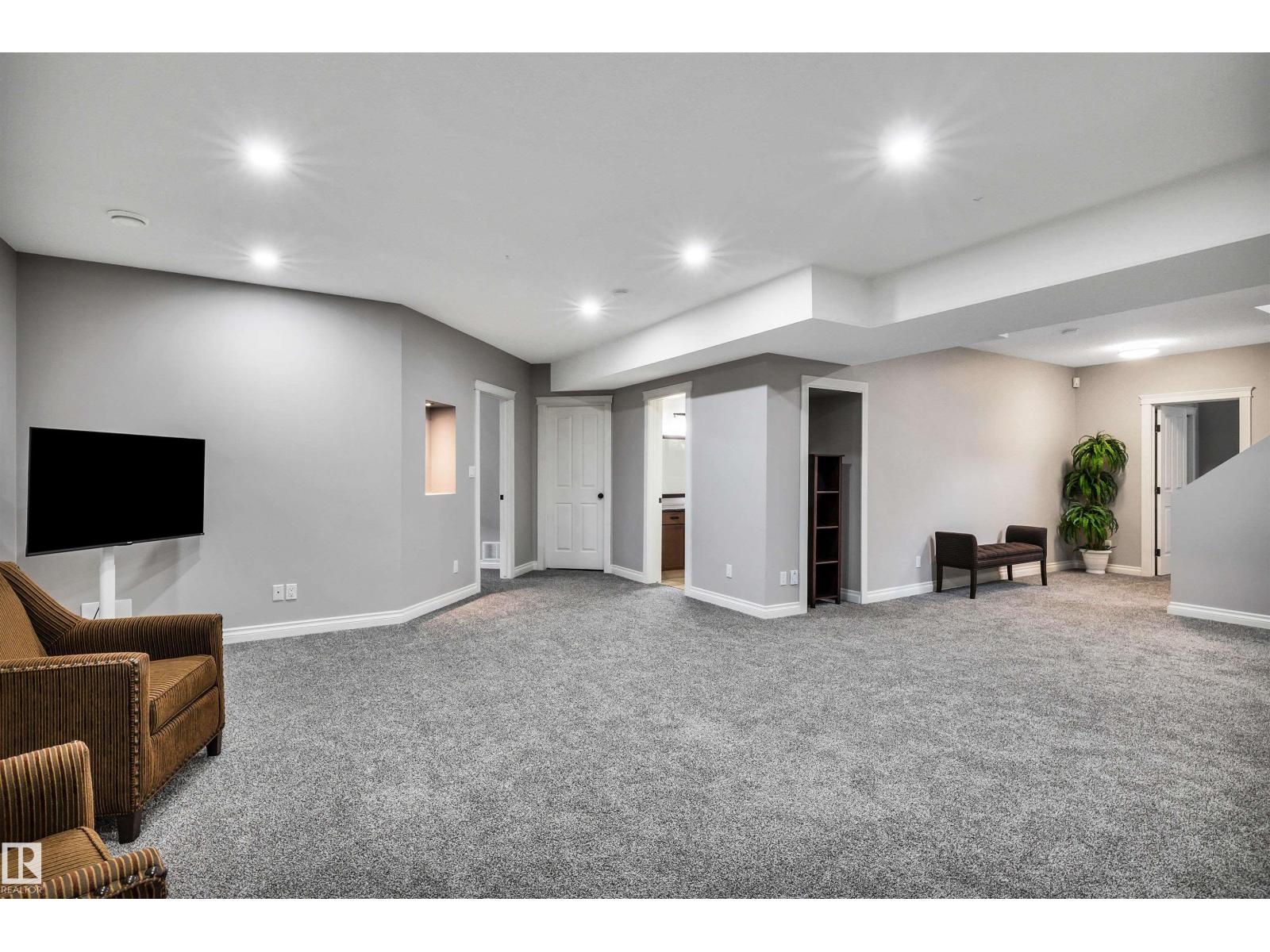 #22 61 LAFLEUR DR, St. Albert