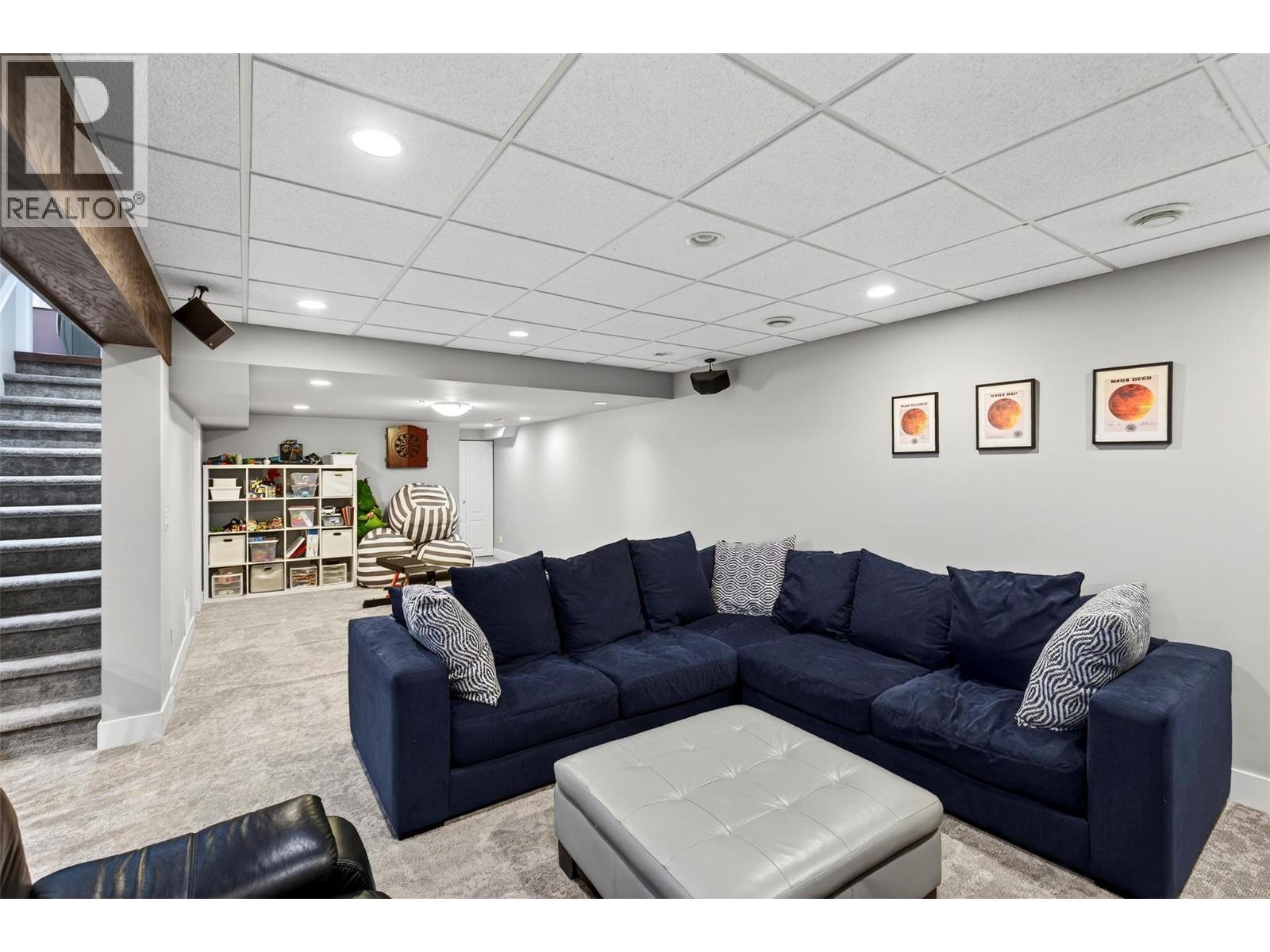 109 2220 Shannon Ridge Drive, West Kelowna