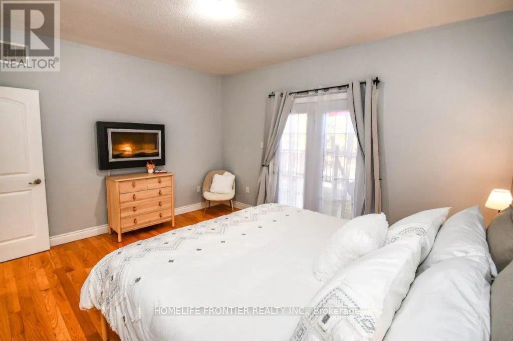 42 FOREST CIRCLE - 24