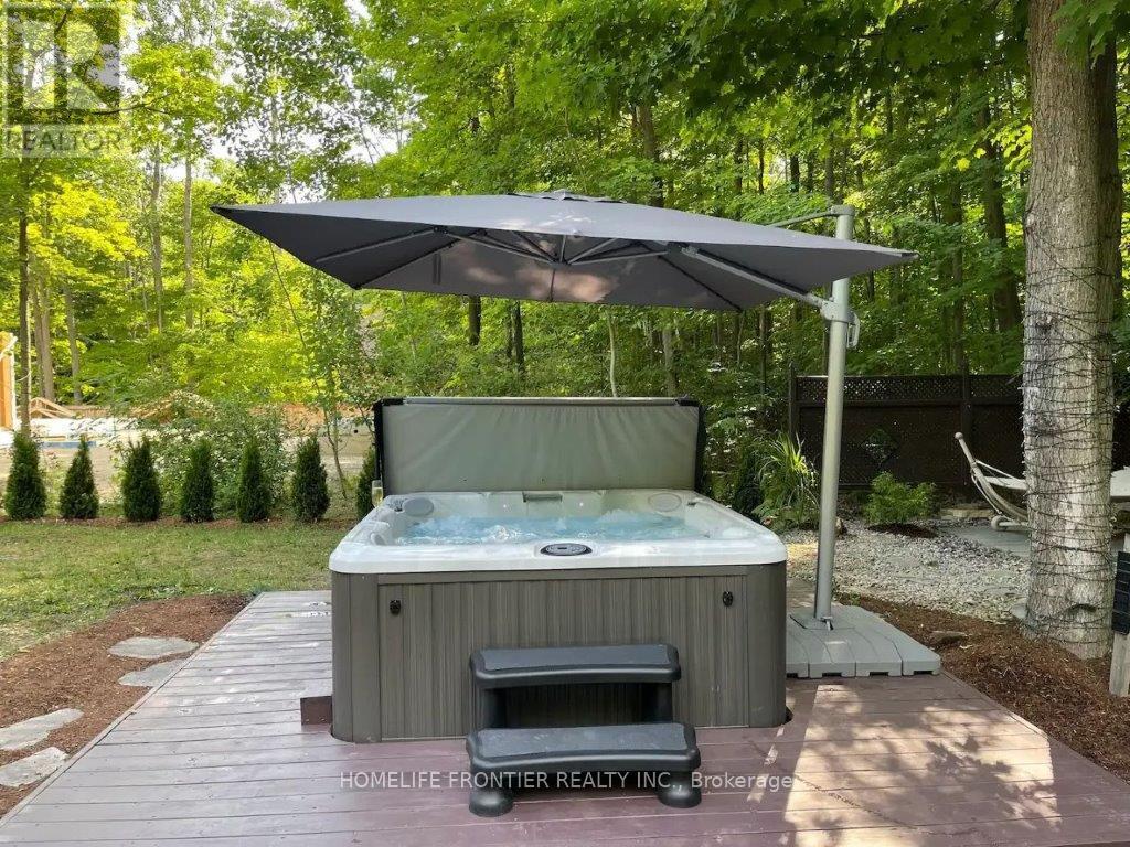 42 FOREST CIRCLE - 20