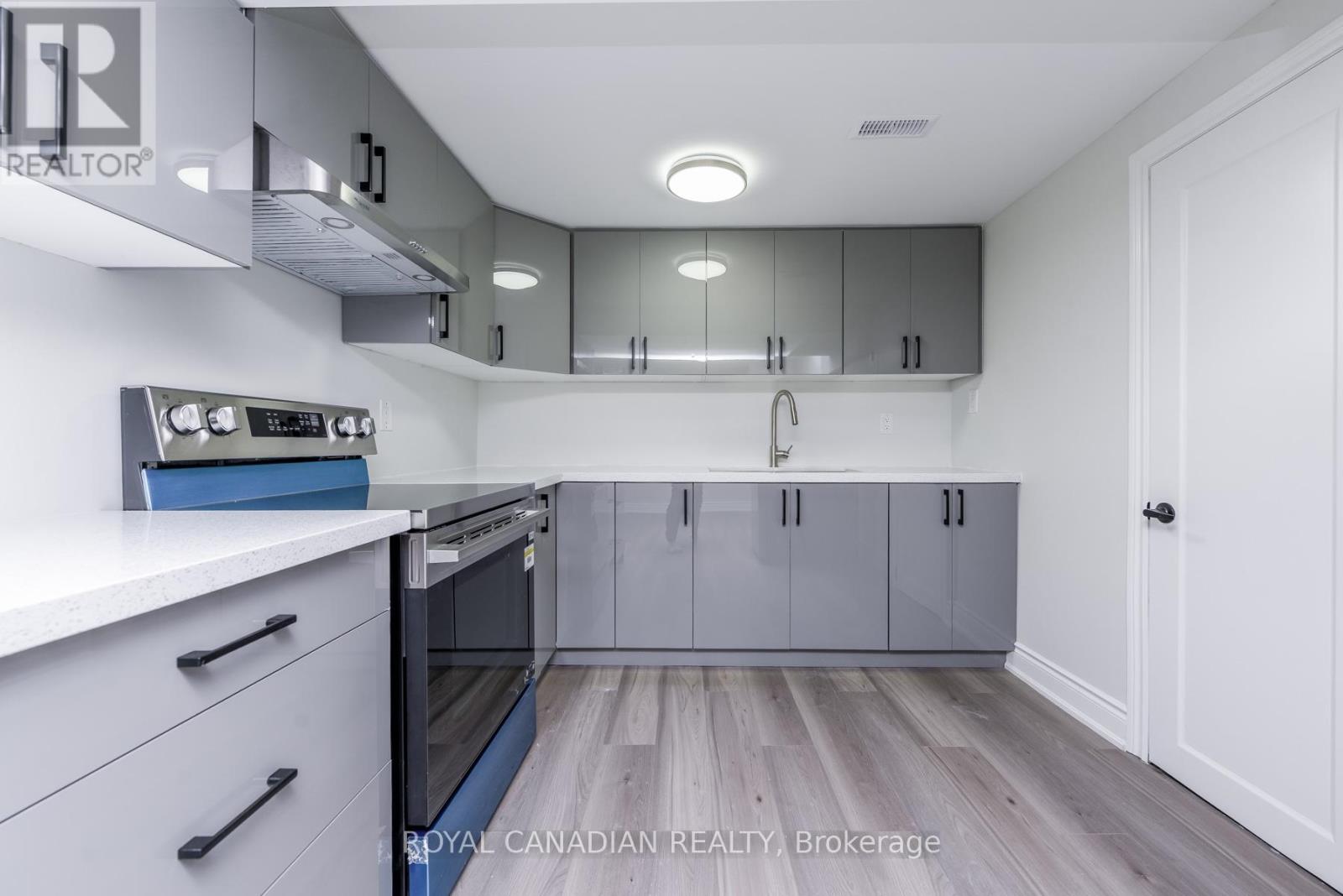 17 TRAMMELL LANE - 42