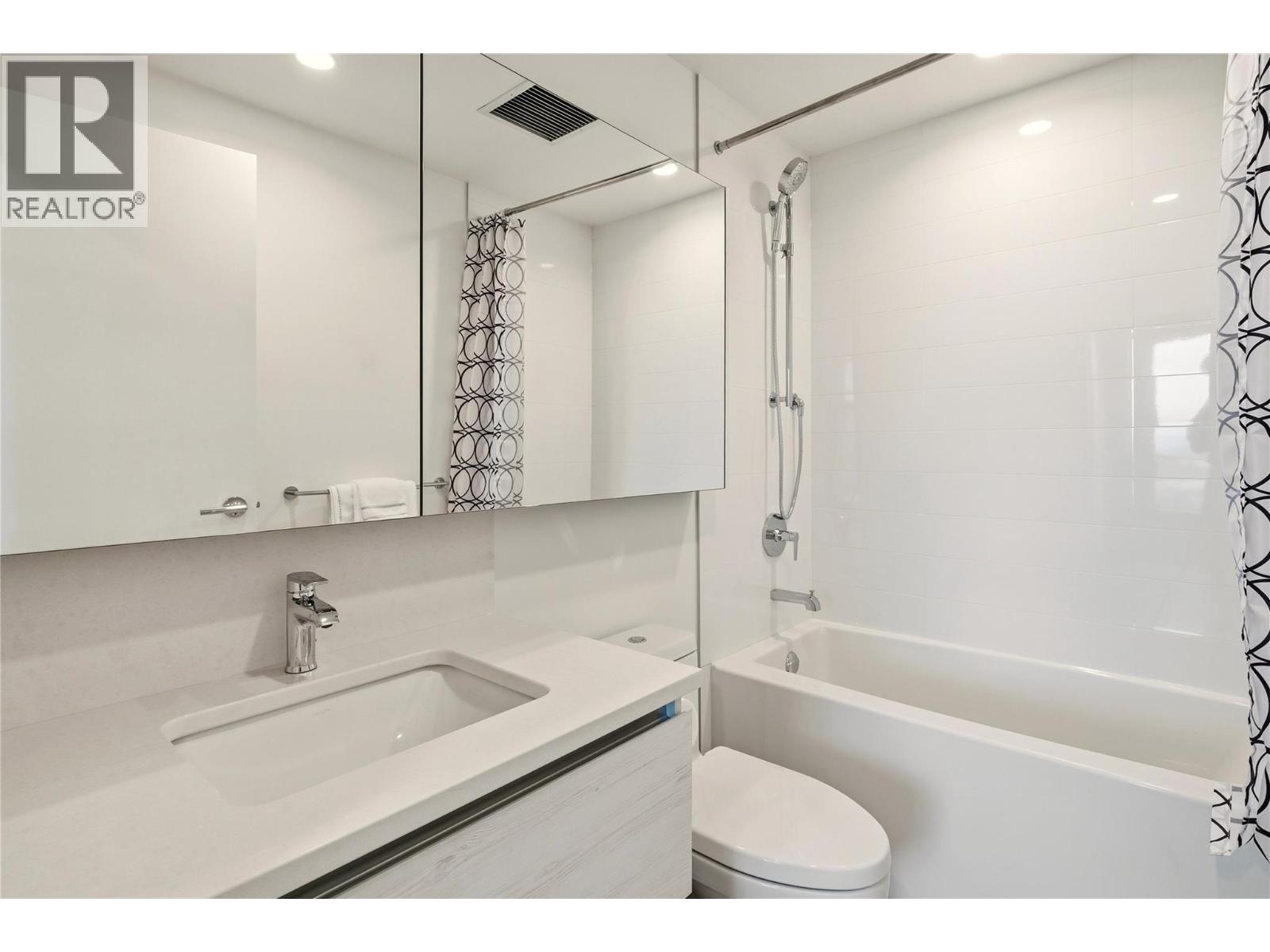 #3402 1626 Water Street - 11