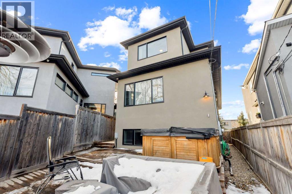 Single Family House for Sale in  Acton Avenue SW Altadore Calgary 