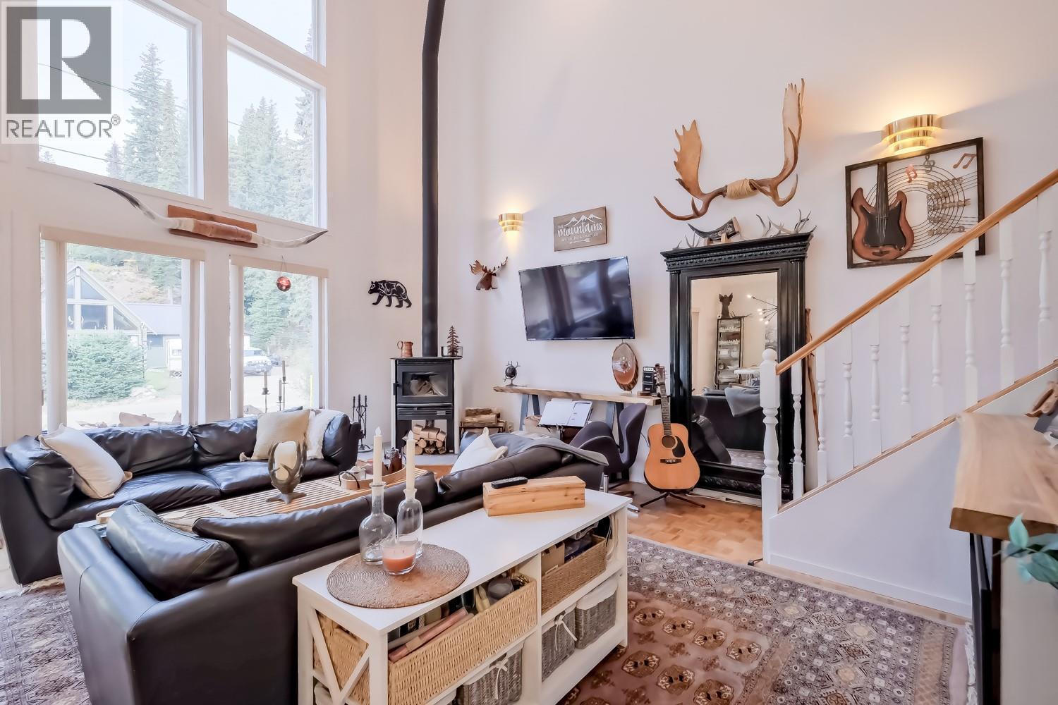 137 Whitetail Road Unit# 1, Apex Mountain