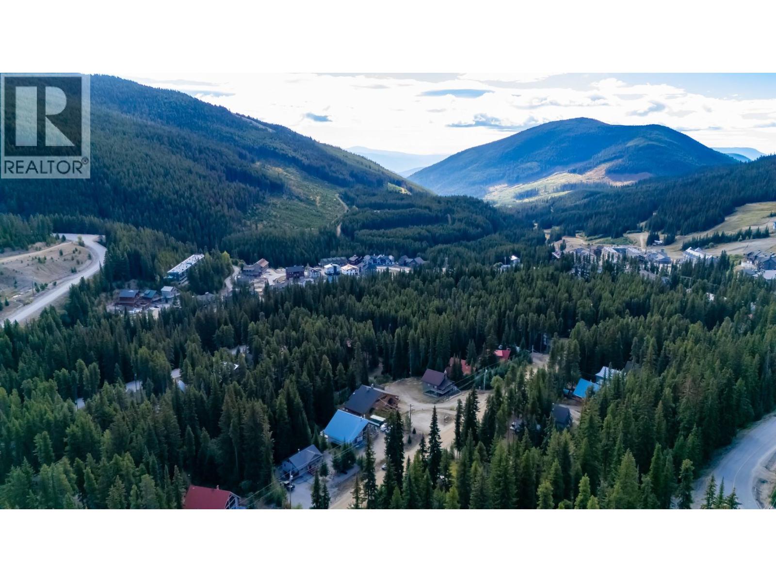 137 Whitetail Road Unit# 1, Apex Mountain