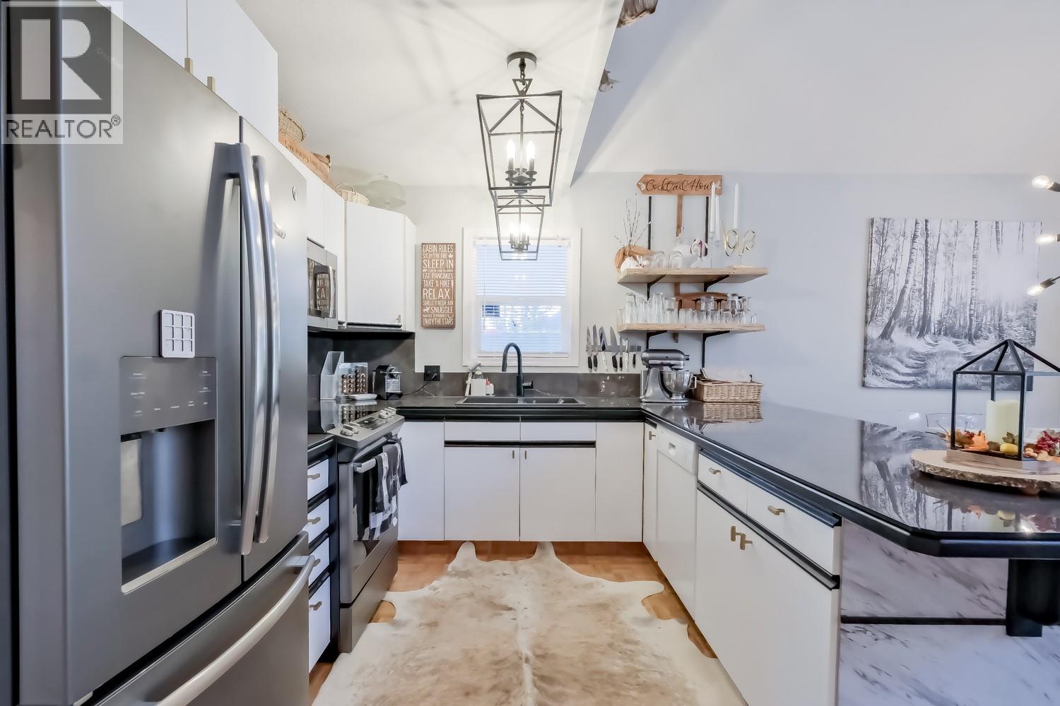 137 Whitetail Road Unit# 1, Apex Mountain