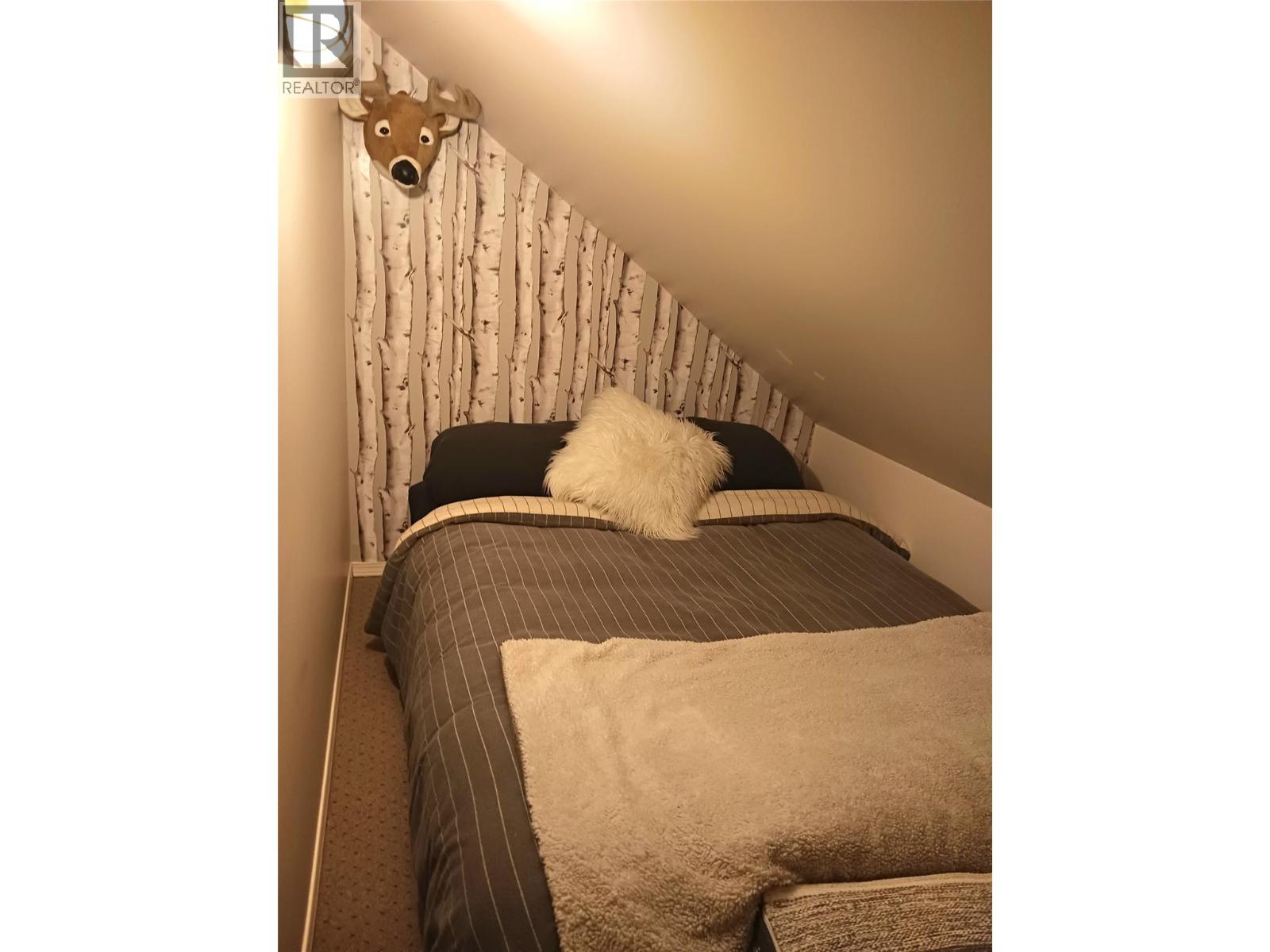 137 Whitetail Road Unit# 1, Apex Mountain