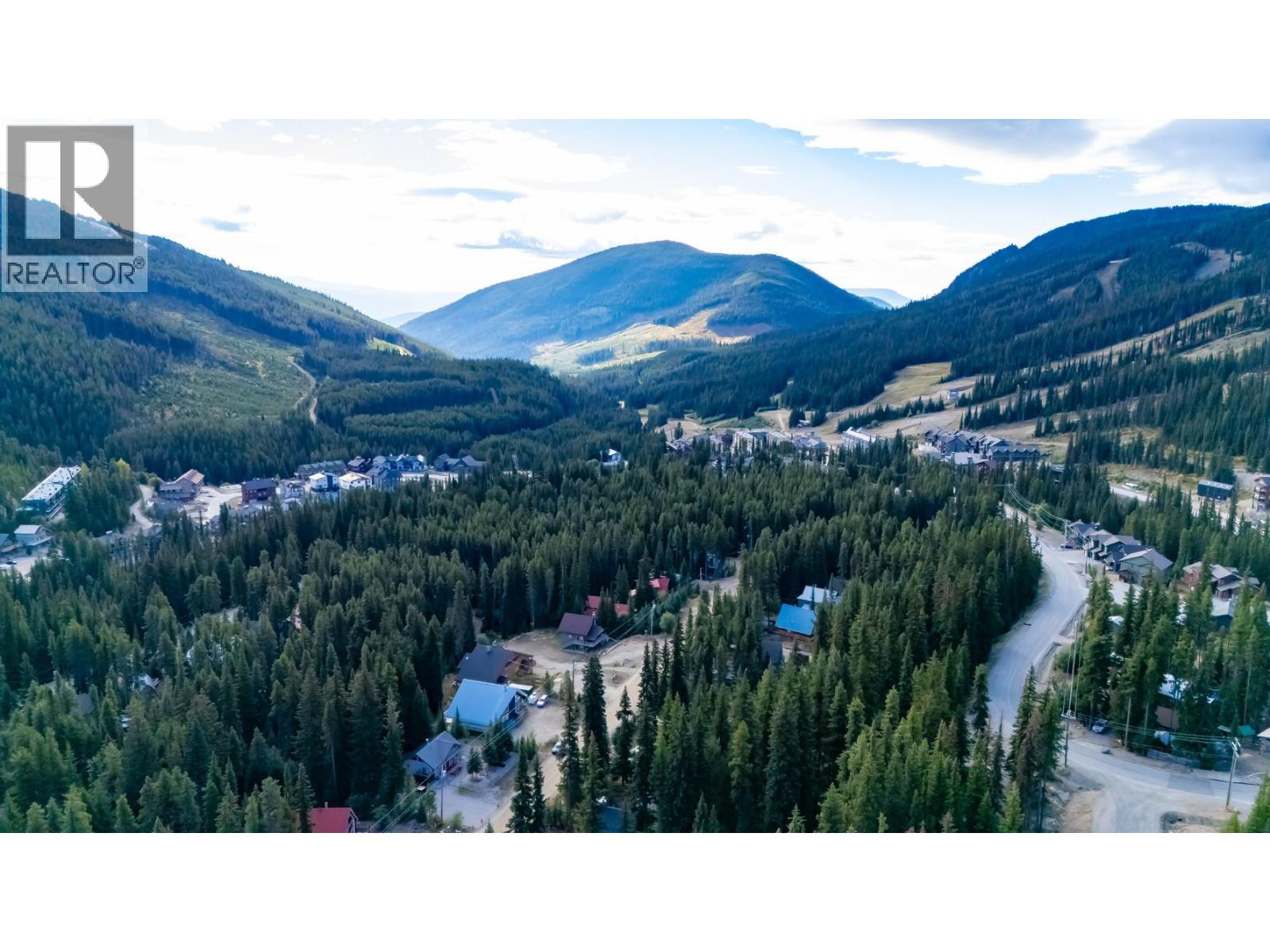 137 Whitetail Road Unit# 1, Apex Mountain