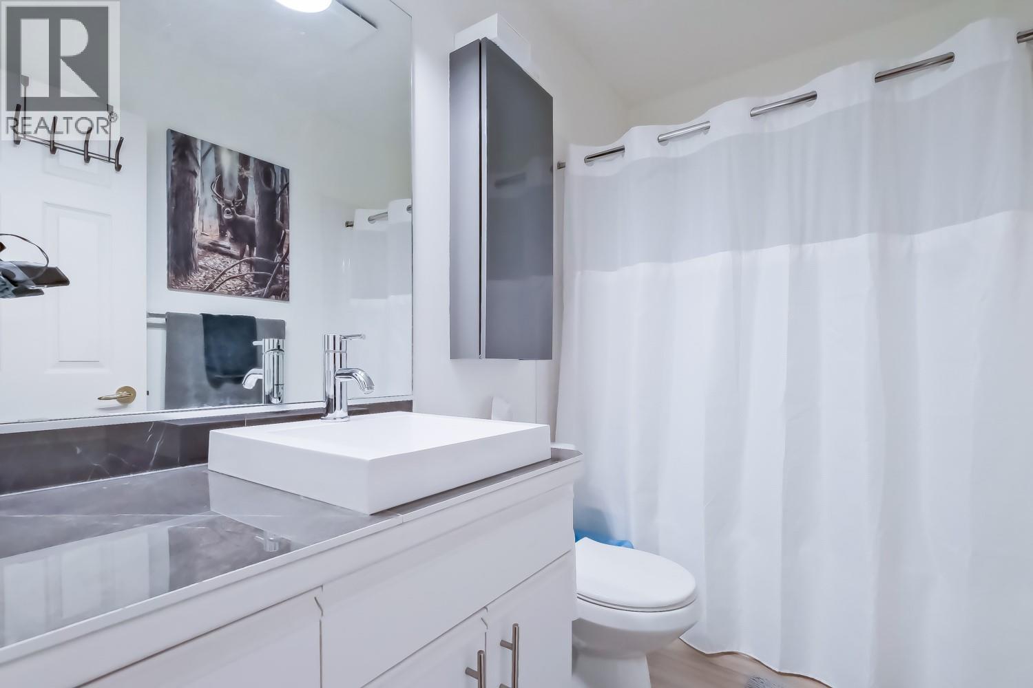 137 Whitetail Road Unit# 1, Apex Mountain