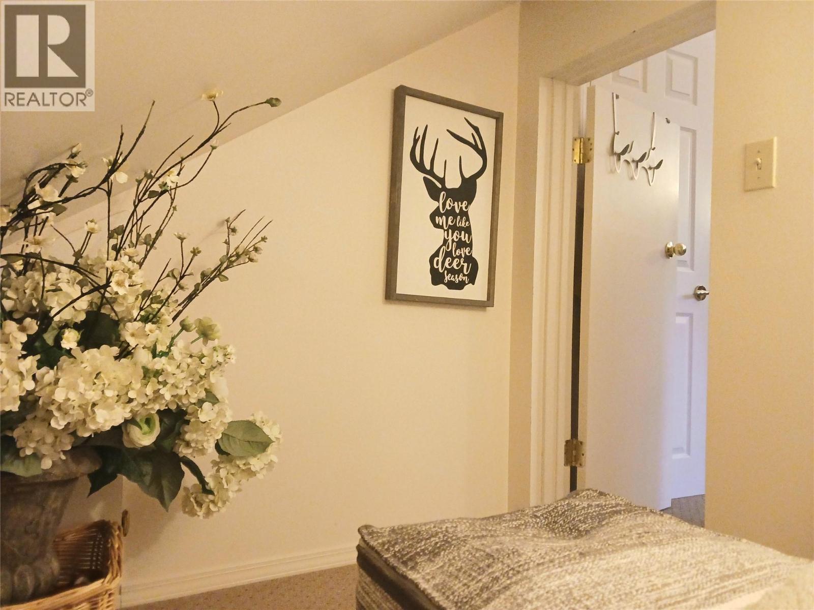 137 Whitetail Road Unit# 1, Apex Mountain