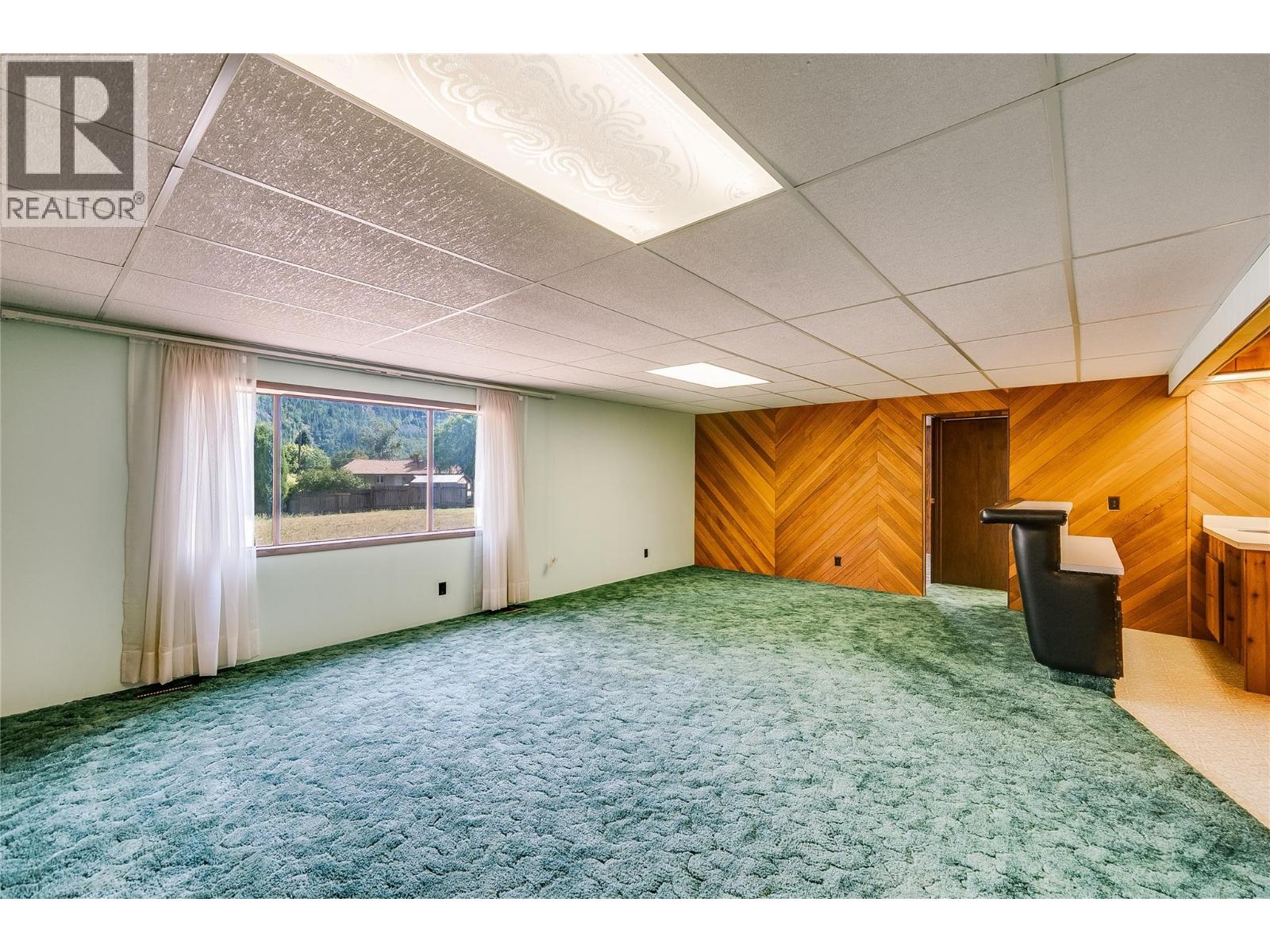 412 104th Street, Castlegar