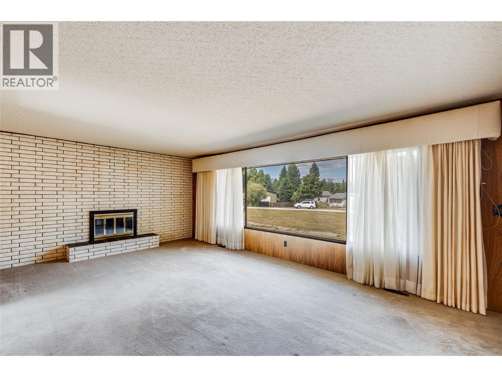 412 104th Street, Castlegar