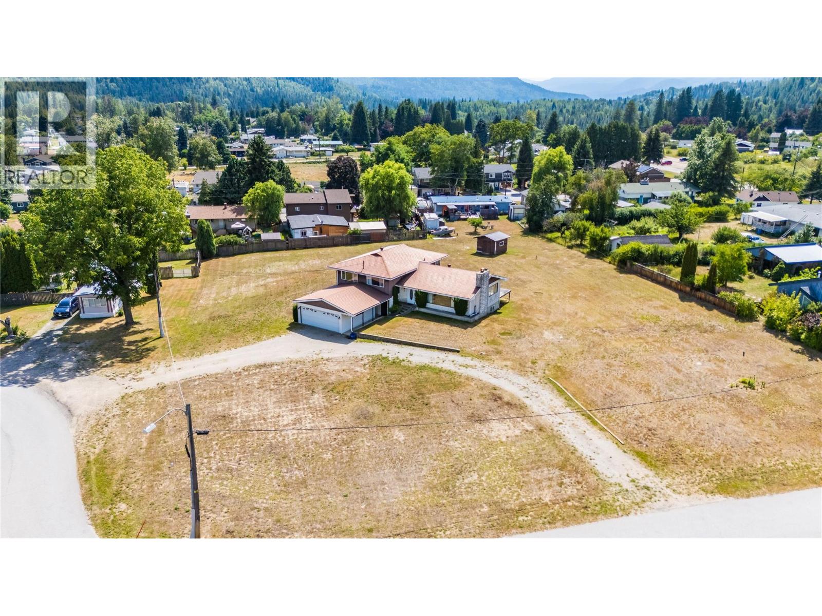 412 104th Street, Castlegar