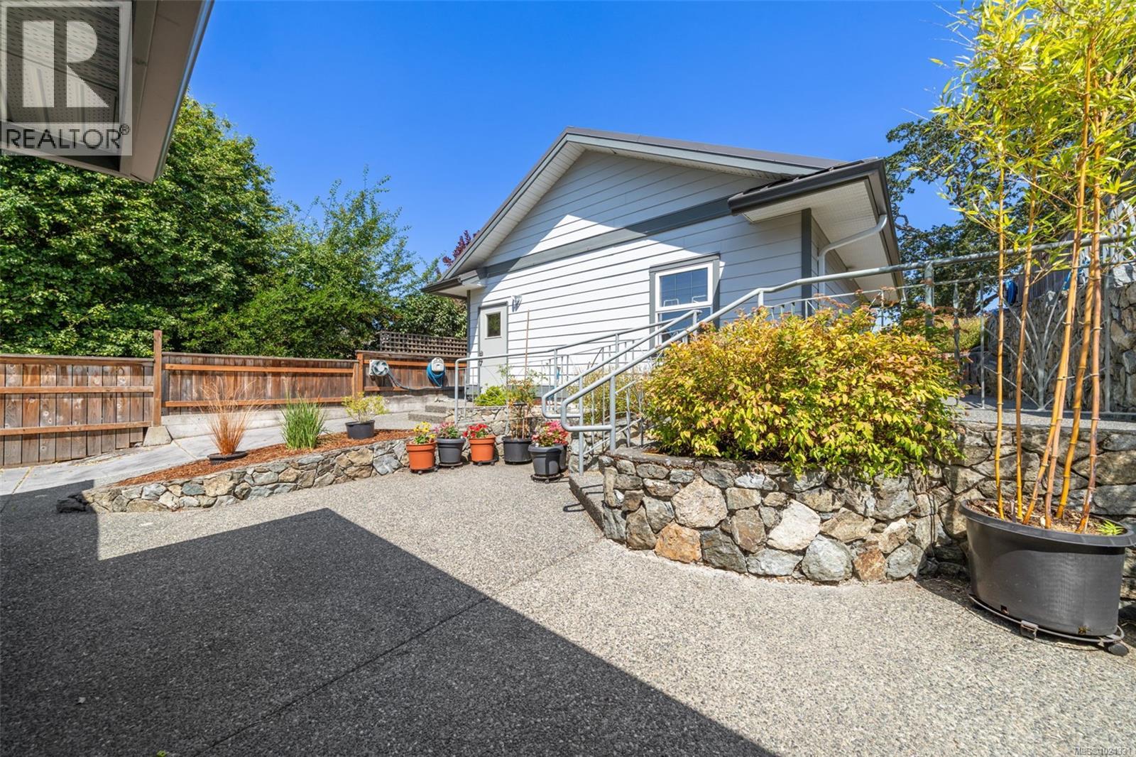  1286 Ocean View Drive, Saanich