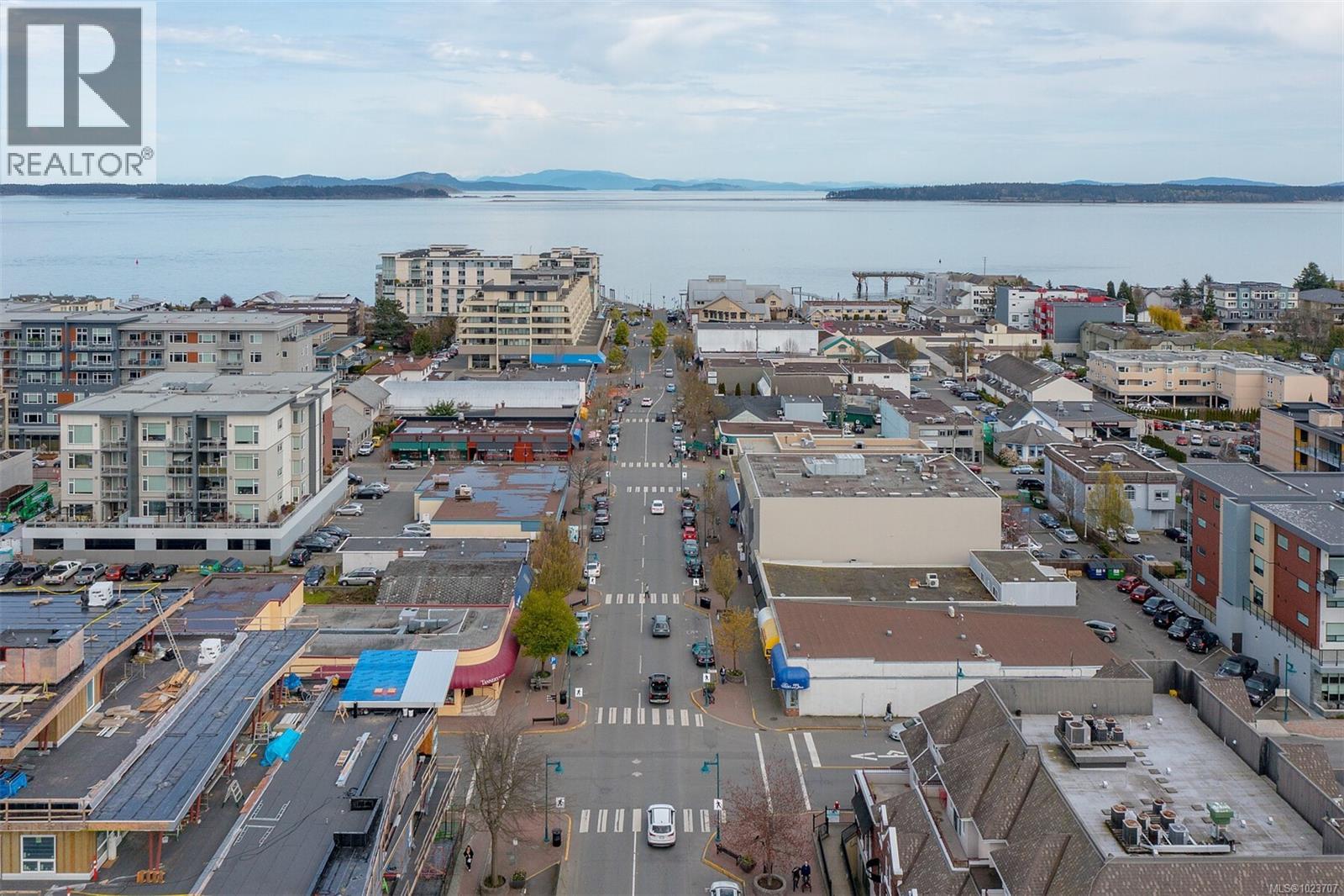 PH402 2409 Bevan Avenue, Sidney