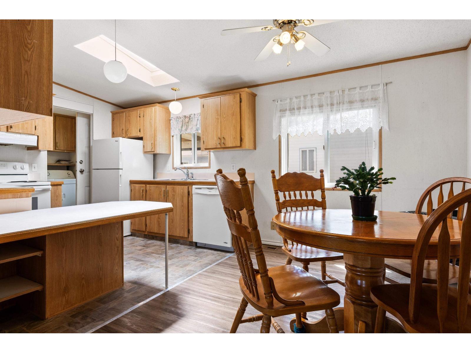 108 6035 VEDDER ROAD, Sardis South, Chilliwack