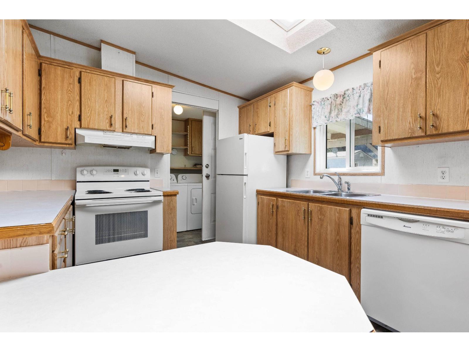 108 6035 VEDDER ROAD, Sardis South, Chilliwack