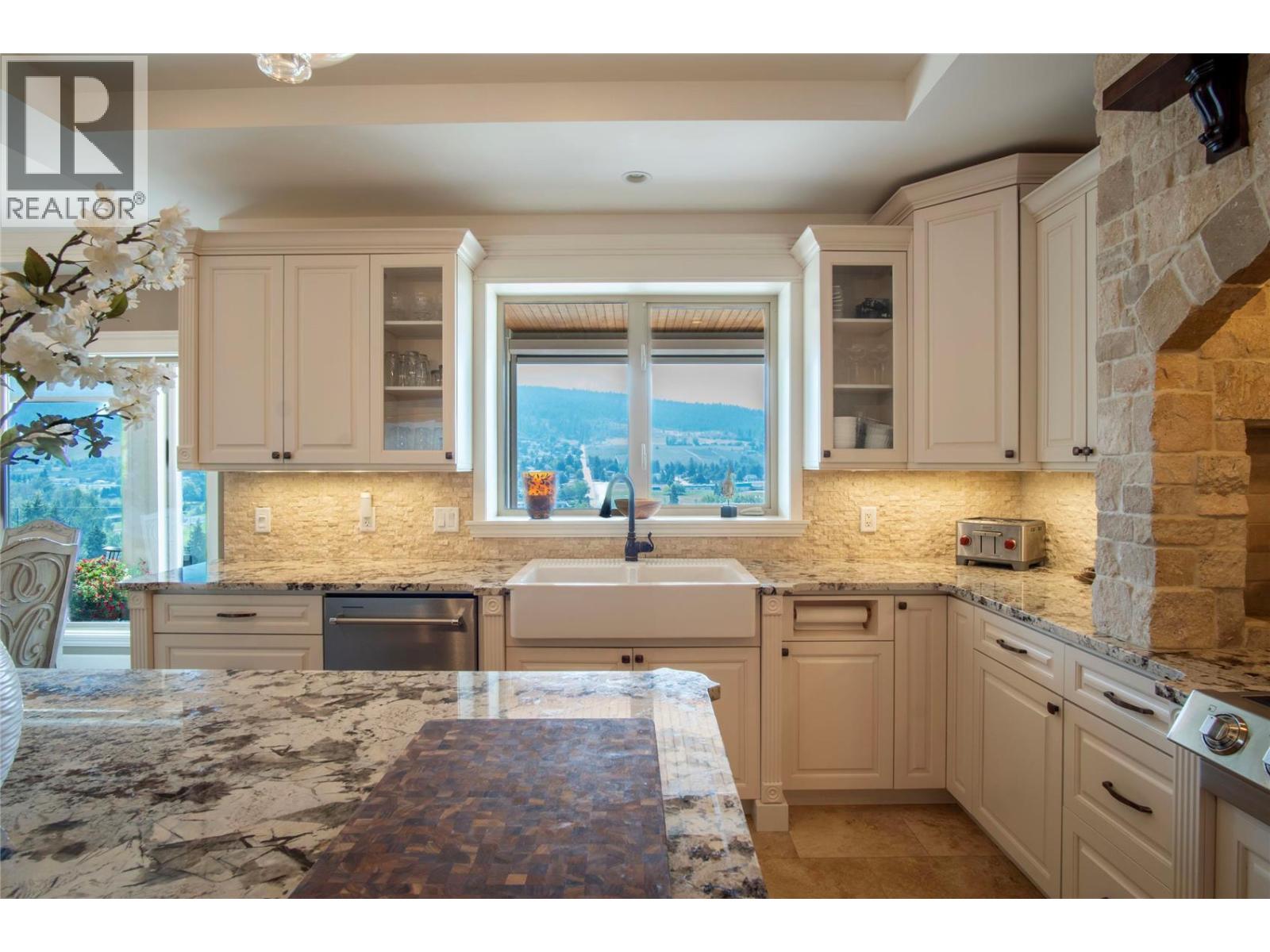 8784 Cortland Place, Coldstream