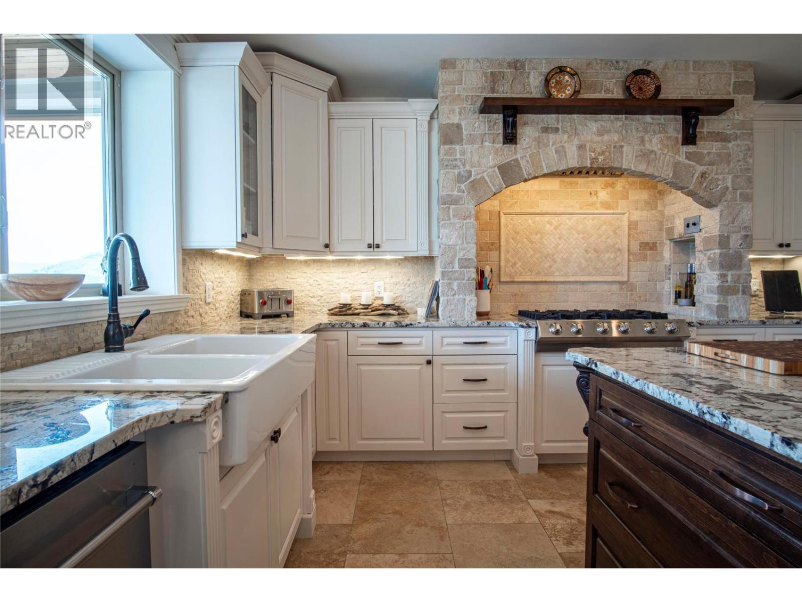 8784 Cortland Place, Coldstream