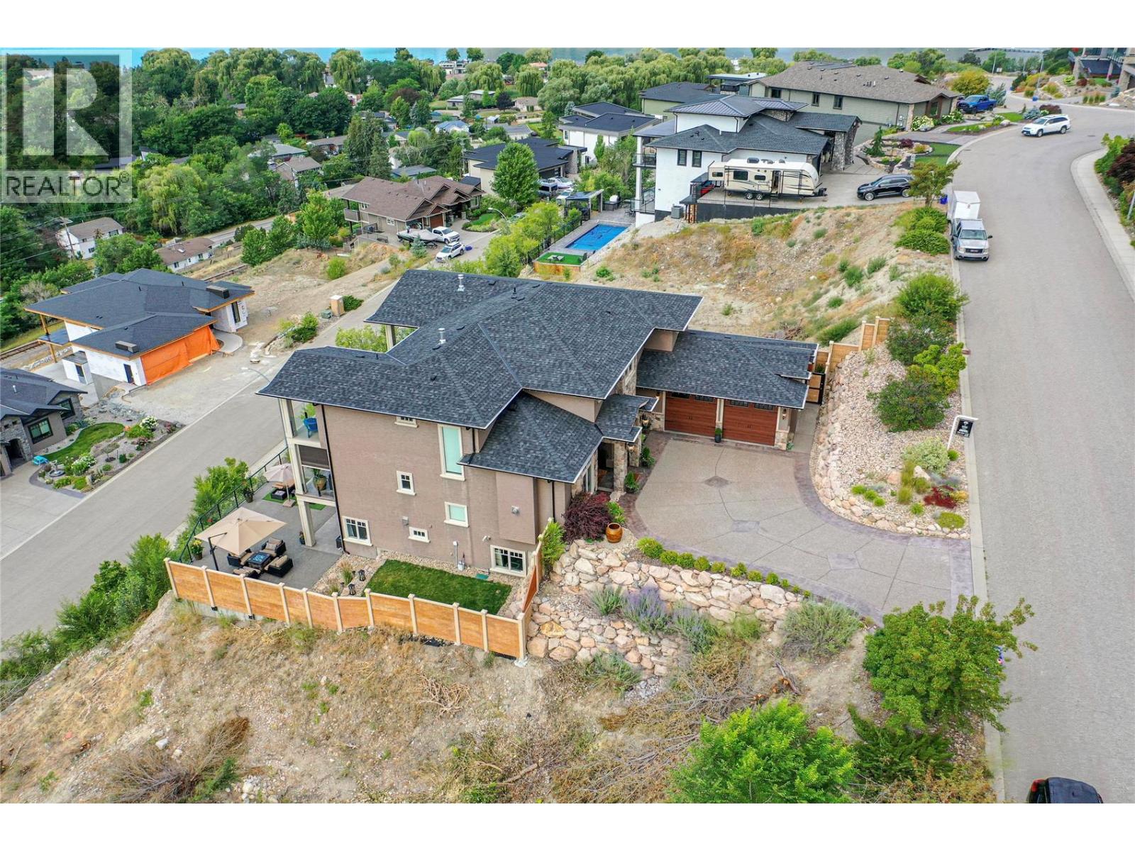 8784 Cortland Place, Coldstream