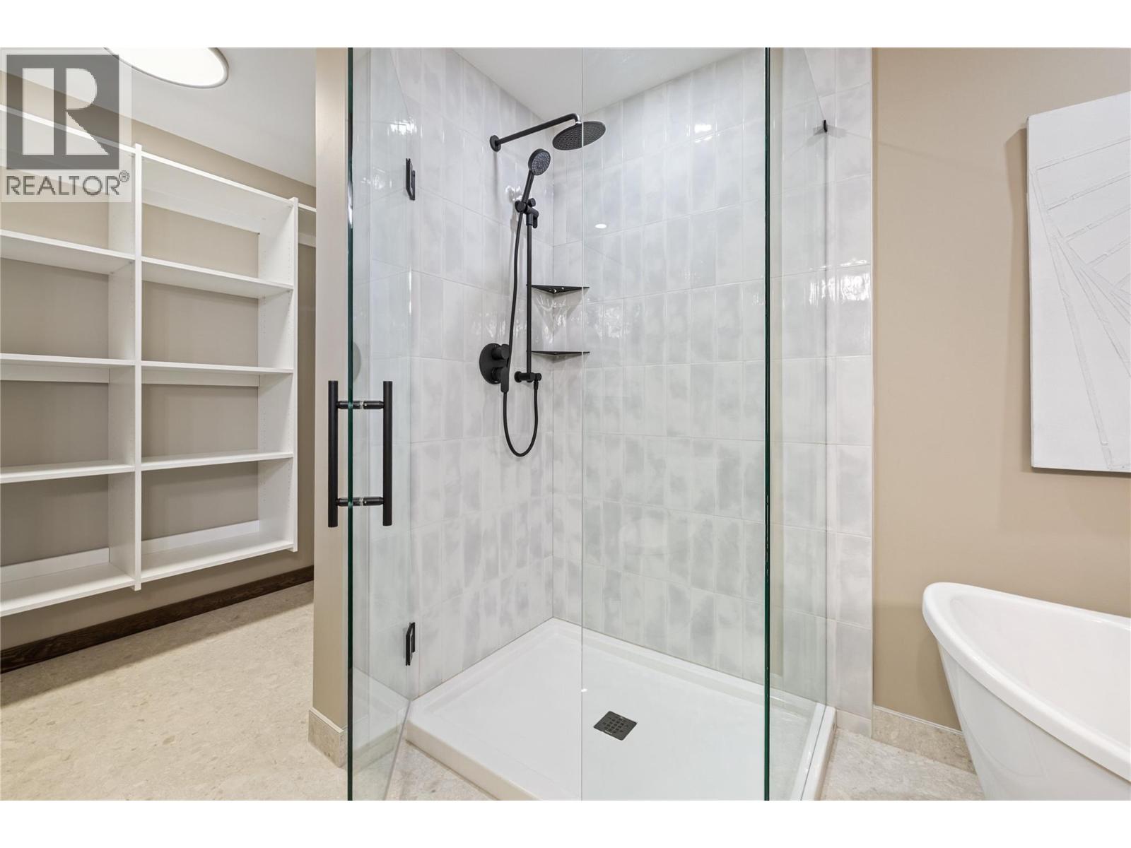 88 255 Feathertop Way, Big White