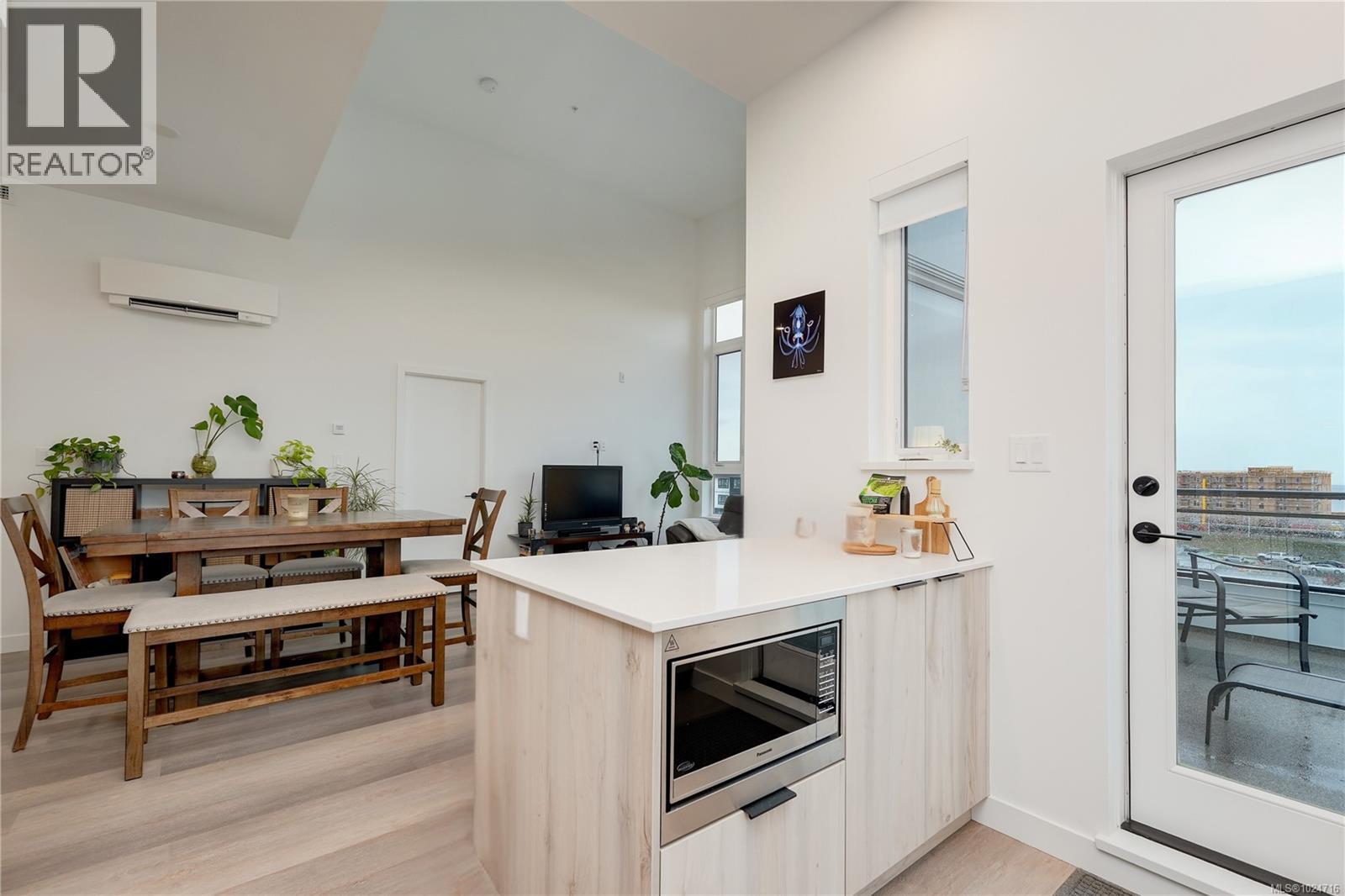 413 3564B Ryder Hesjedal Way, Colwood