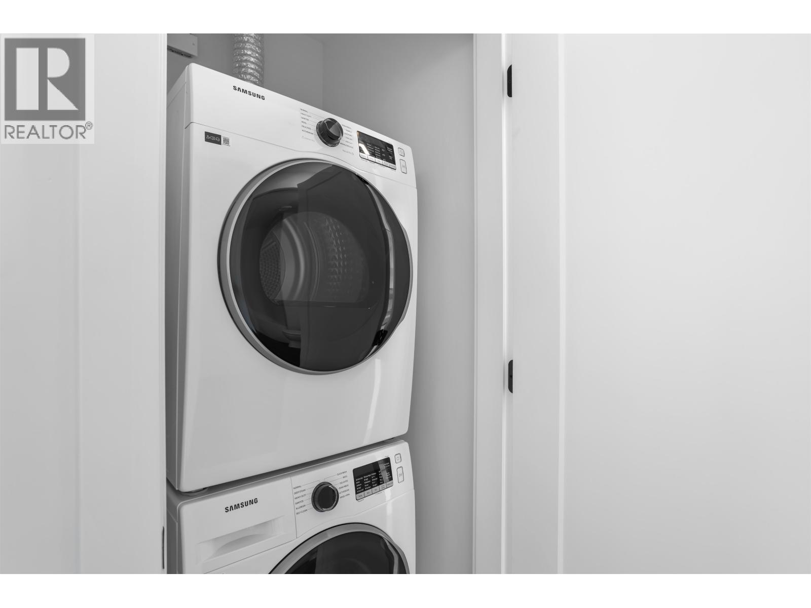 601 1100 CLARKE ROAD, Port Moody