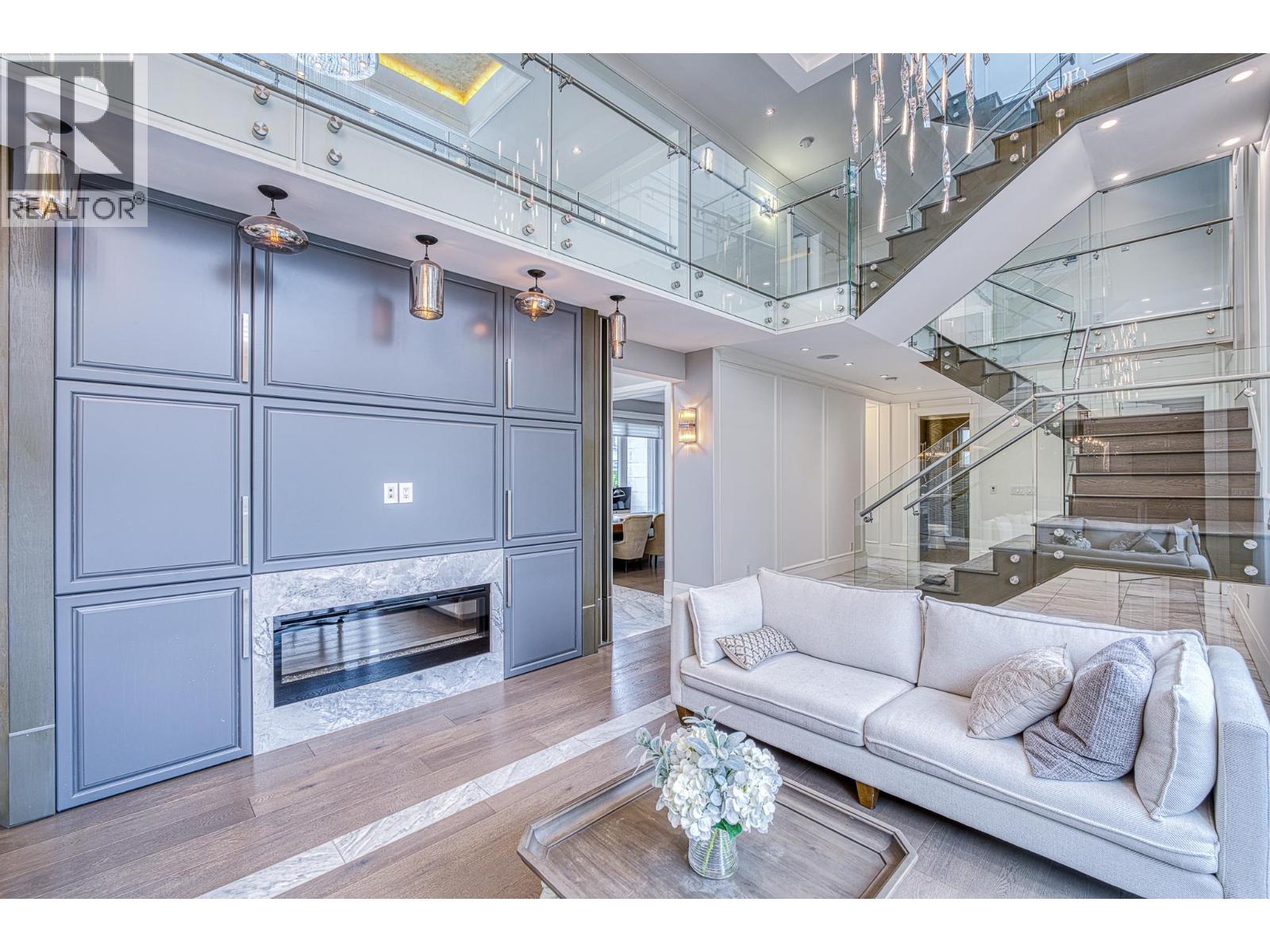 3071 STEVESTON HIGHWAY, Richmond