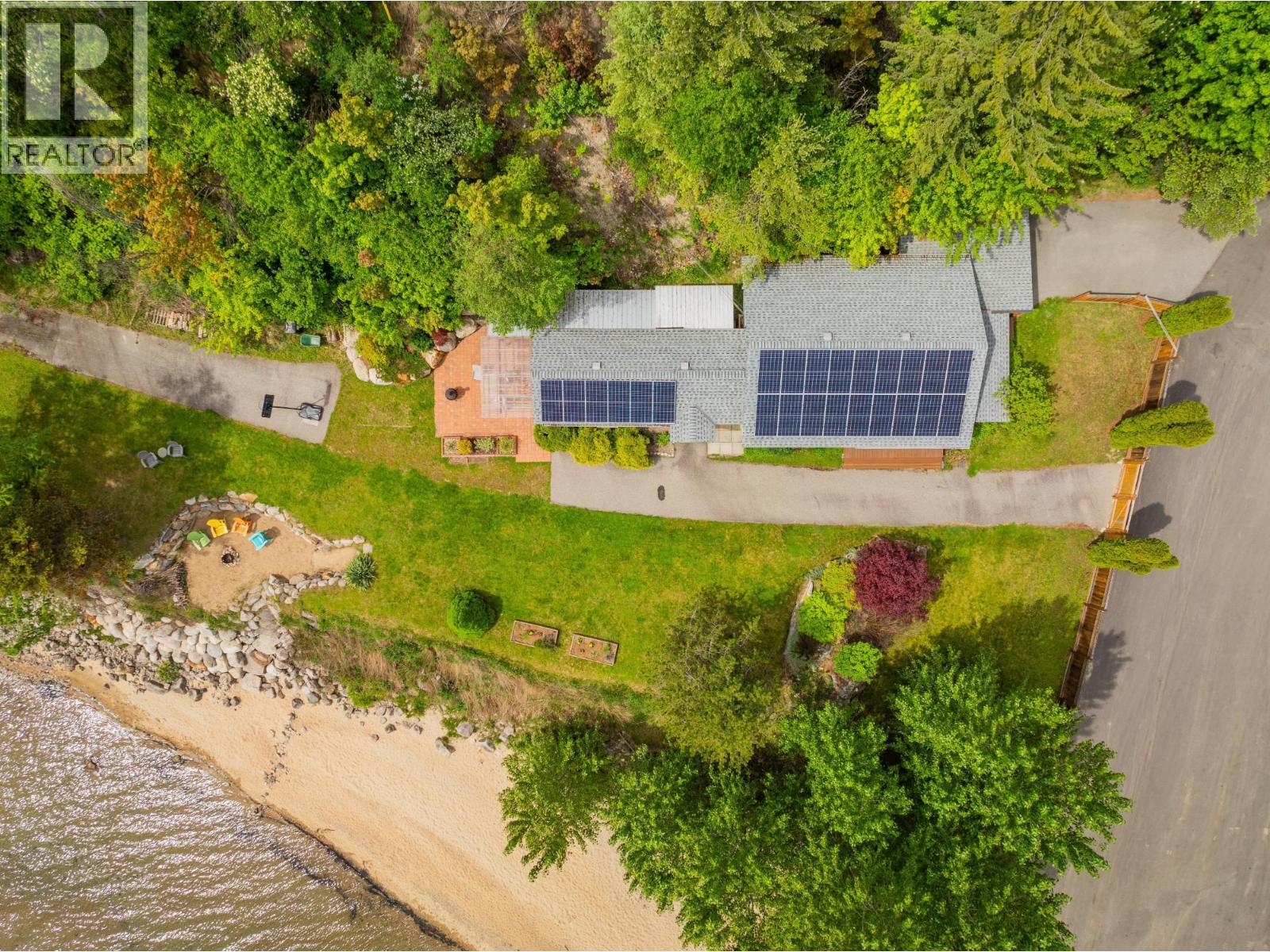 606 JORGENSEN Road, Nelson