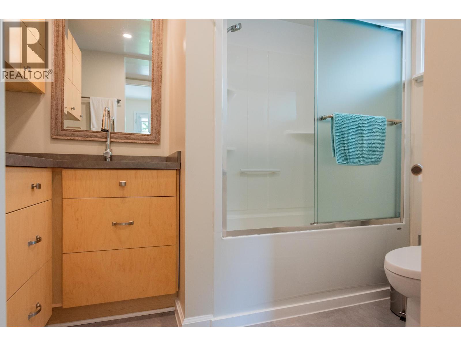 606 JORGENSEN Road, Nelson