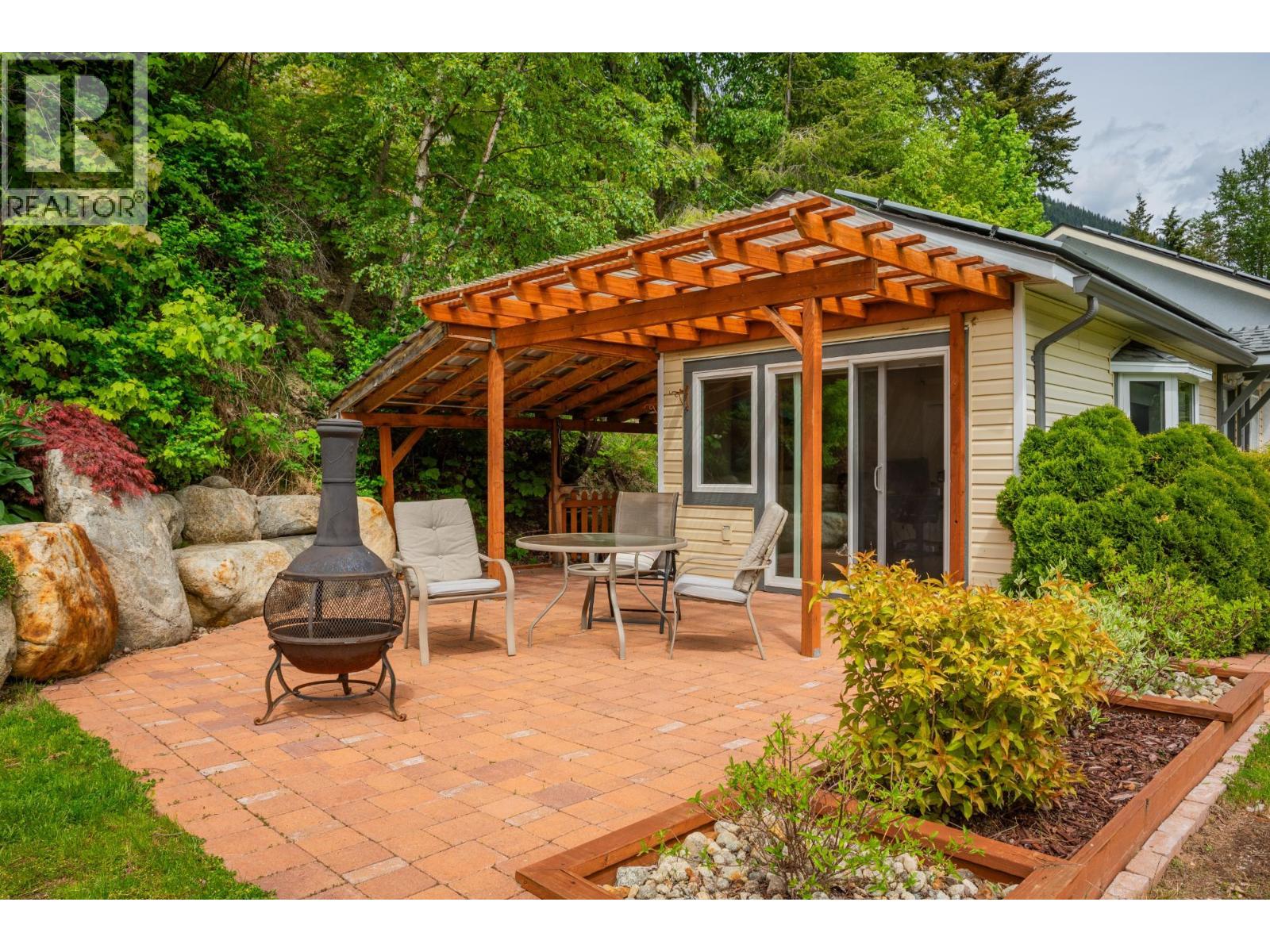 606 JORGENSEN Road, Nelson