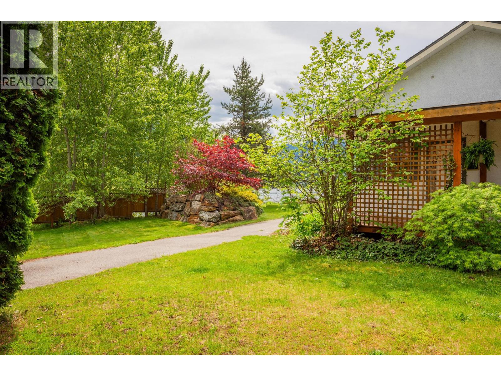 606 JORGENSEN Road, Nelson