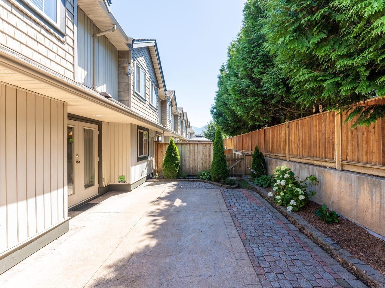 8 6449 BLACKWOOD LANE, Sardis South, Chilliwack