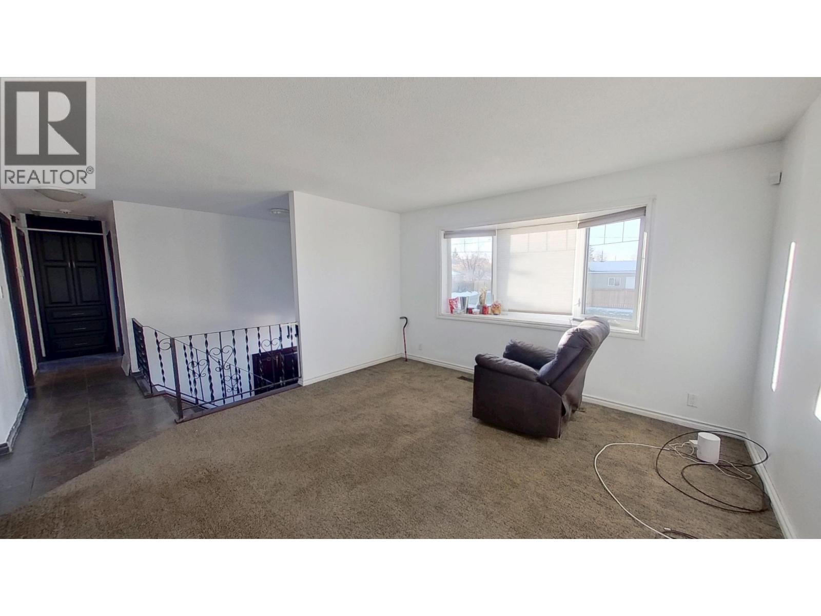 11015 102 STREET, Fort St. John