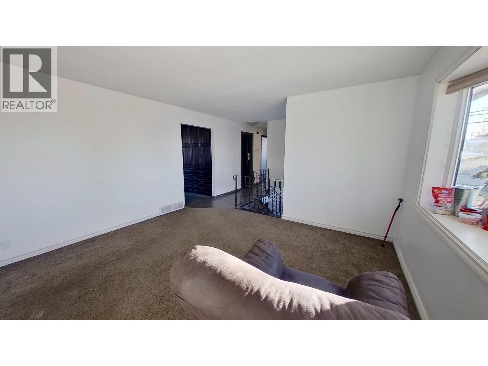 11015 102 STREET, Fort St. John