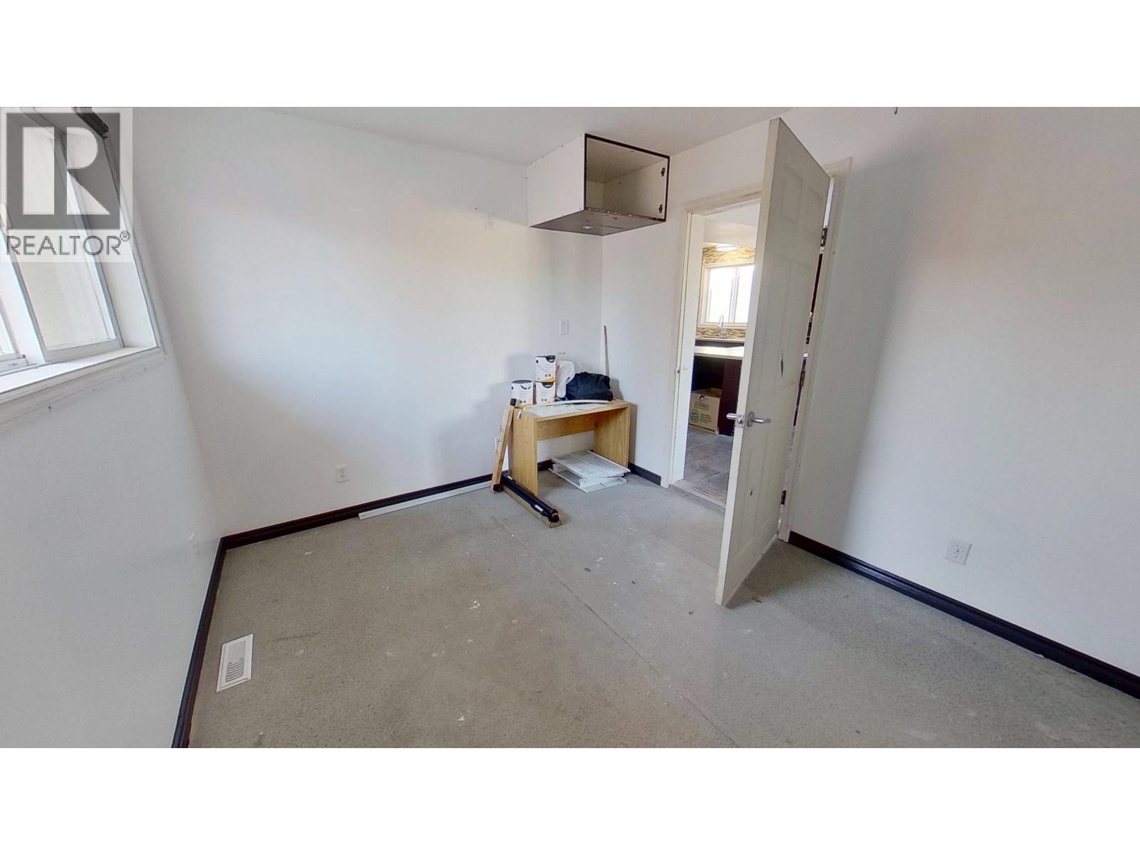 11015 102 STREET, Fort St. John