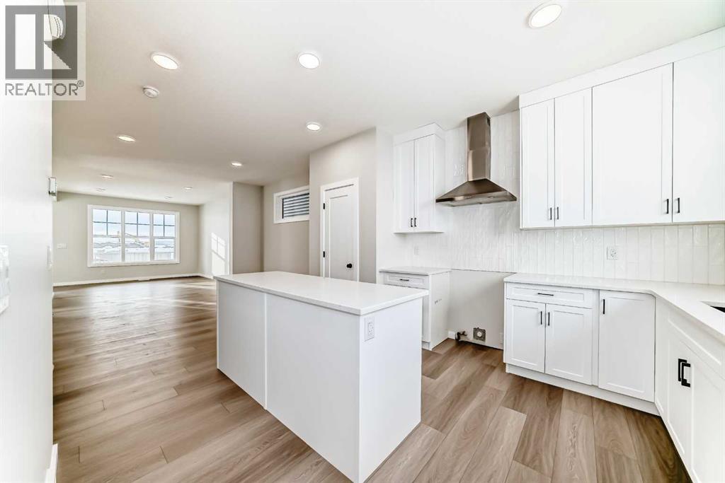 Single Family House for Sale in  Savanna Drive NE Saddle Ridge Calgary 