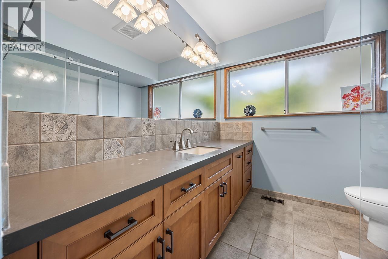 96 BONNYMUIR DRIVE, West Vancouver