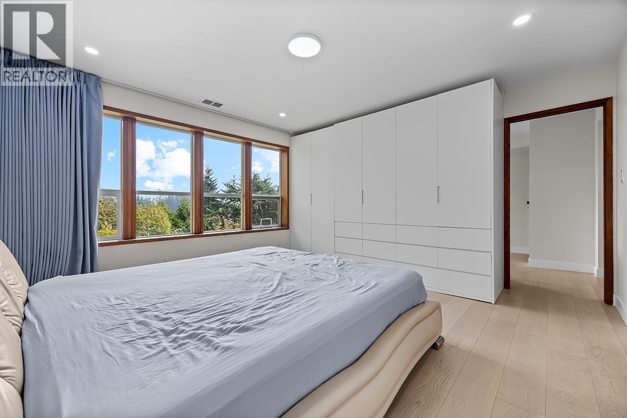 96 BONNYMUIR DRIVE, West Vancouver