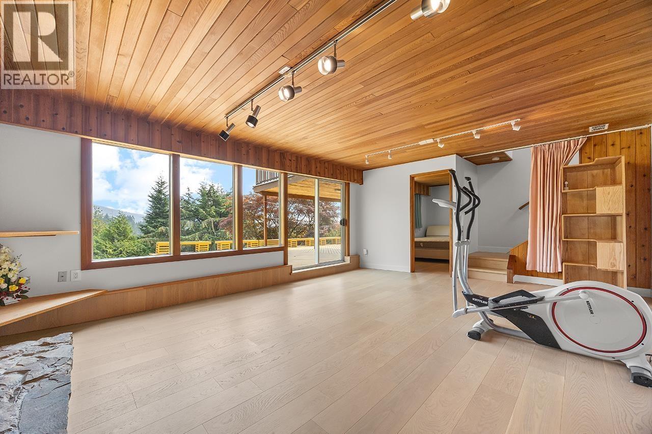 96 BONNYMUIR DRIVE, West Vancouver