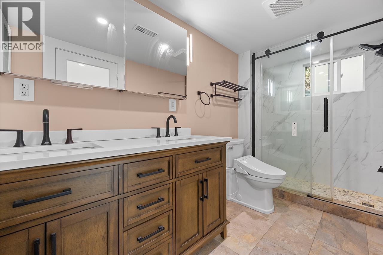 96 BONNYMUIR DRIVE, West Vancouver