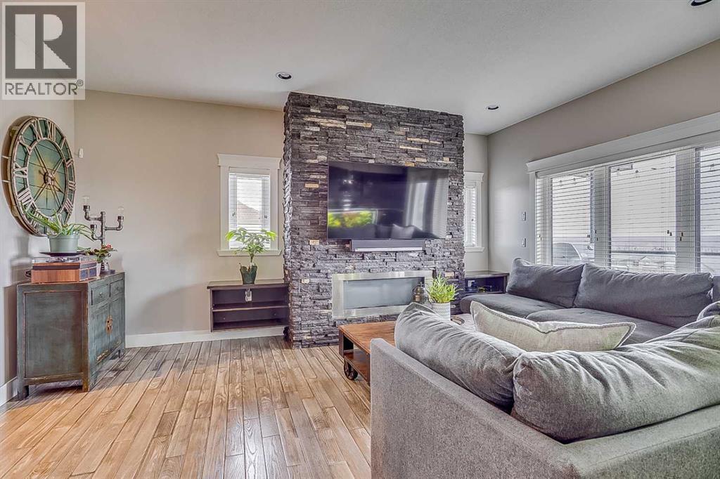 208 Sparrow Hawk Drive, Fort McMurray